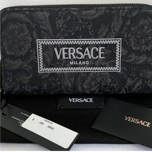 Versace Jacquard Barocco Long Wallet - Leather Interior / BNWT